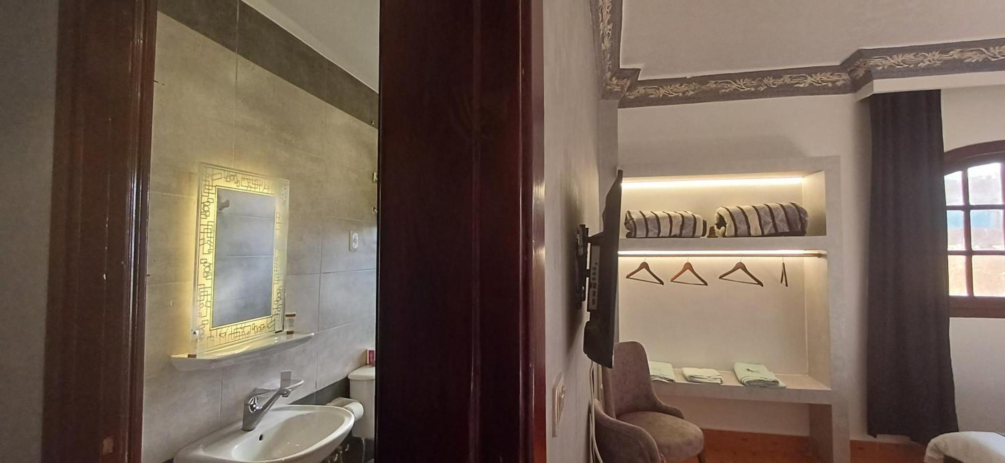 Pyramids Kingdom Hotel Kafrat al Jabal ภายนอก รูปภาพ